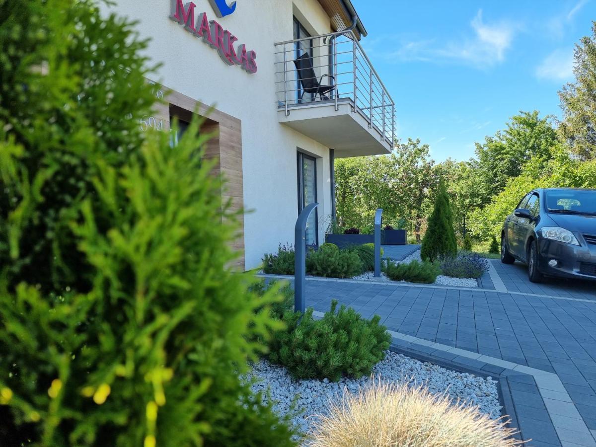 Markas Rewa Exterior foto